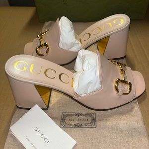 Gucci Women’s Slide sandals with Horsebit size 39